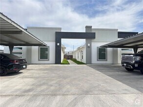 Building Photo - 1723 S Sports Dr