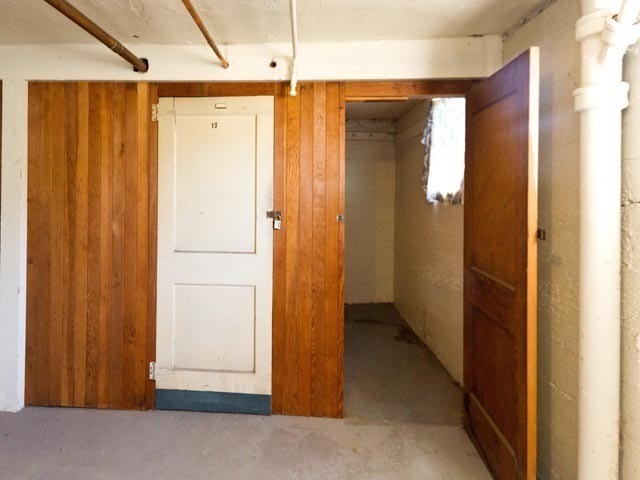 Building Photo - 3087 SE Ankeny St