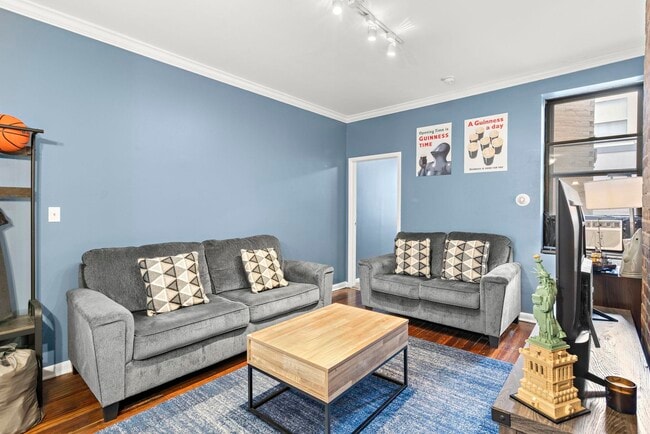 Foto del edificio - 263 1st St