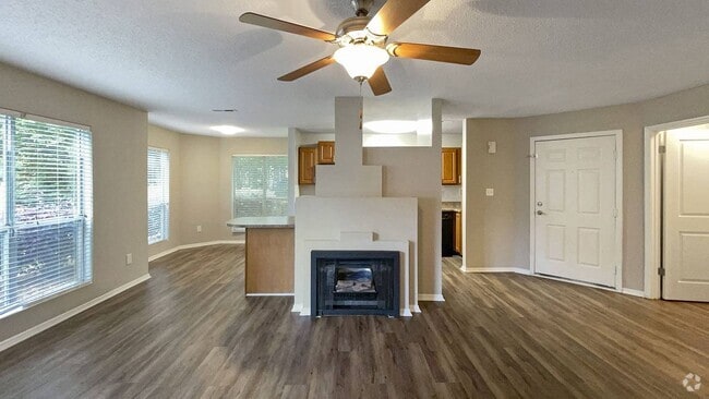Building Photo - Lexington Farms Apartments
