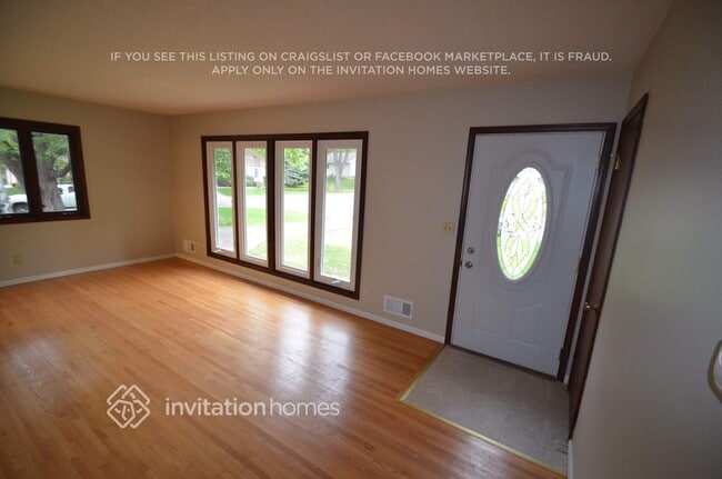 Foto del edificio - 482 Eldridge Ave W