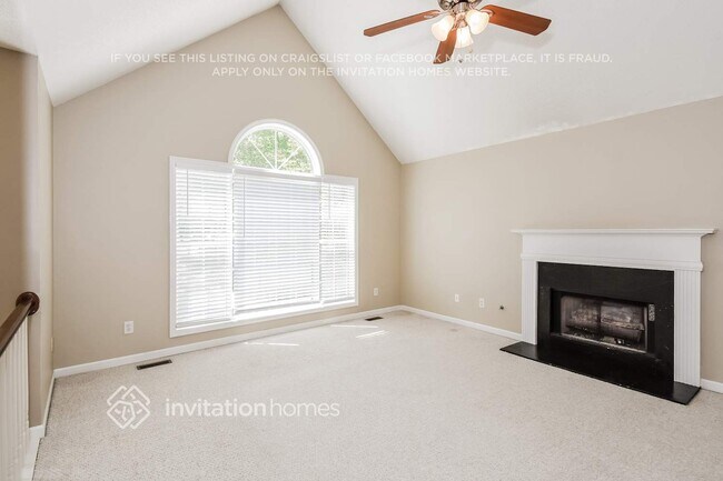 Building Photo - 110 Kenwood Dr