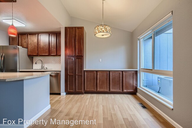 Foto del edificio - 2 br, 1 bath House - 8483 Everett Way Unit A