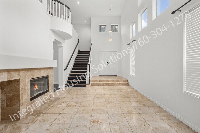 Building Photo - 2552 Sea Scape Glen