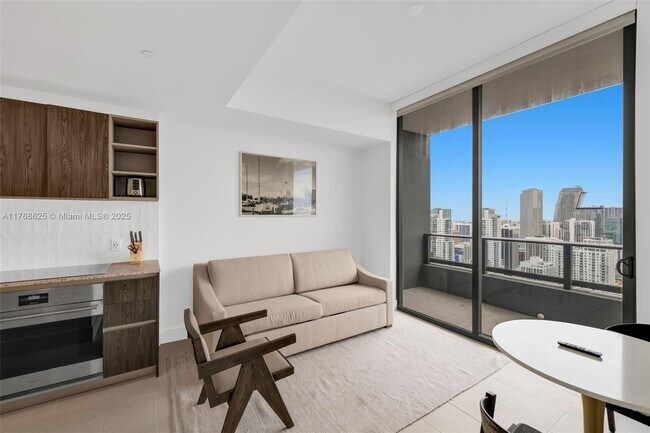 Foto del edificio - 601 NE 1st Ave