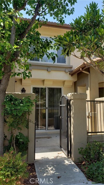 Primary Photo - 19 Willowdale