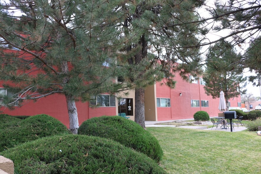 Commons Girard Rentals Albuquerque, NM