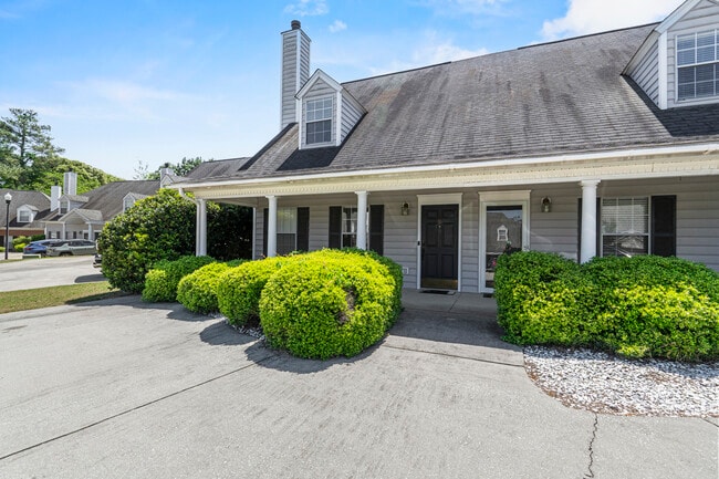 Building Photo - 118 Saddle Chase Ln