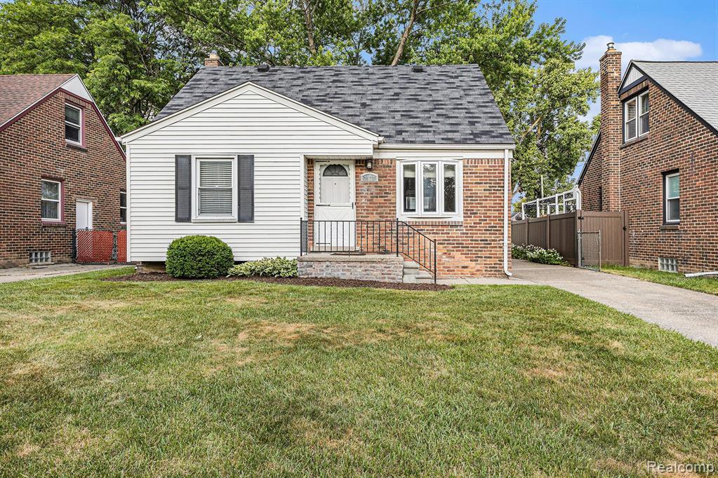 2922 N Alexander Ave, Royal Oak, MI 48073 House Rental in Royal Oak