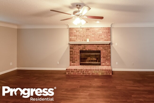 Building Photo - 695 Tealwood Ln