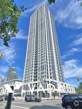 Building Photo - 6468 Willingdon Ave