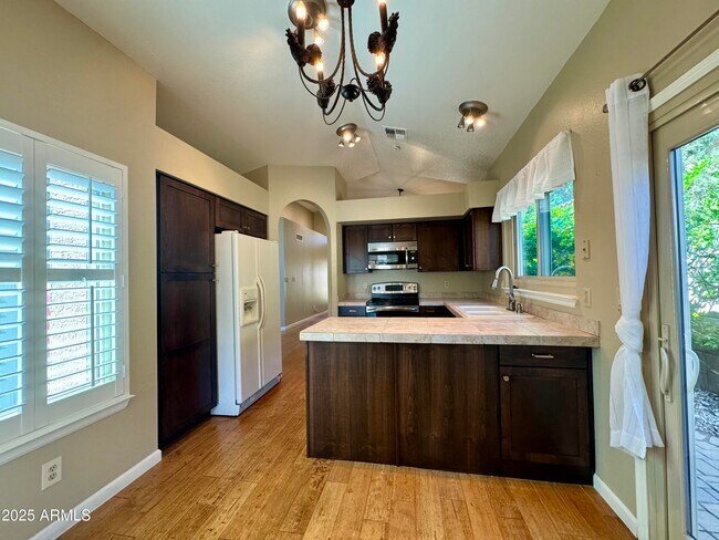 Foto del edificio - 15626 N 50th St