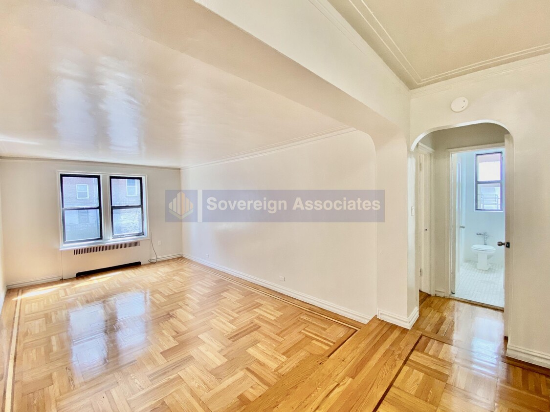 Foto principal - 600 West 218th Street