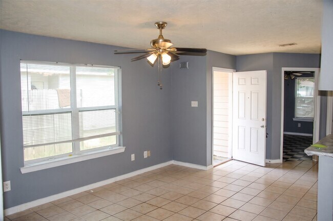 Foto del edificio - 306 Willowick St