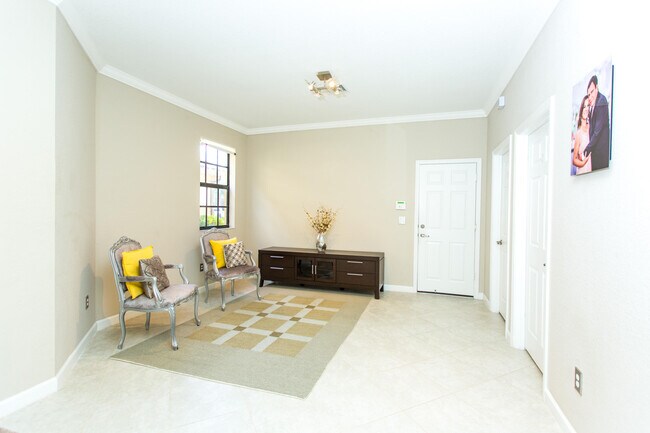 Foto del edificio - 10426 Wellington Parc Dr