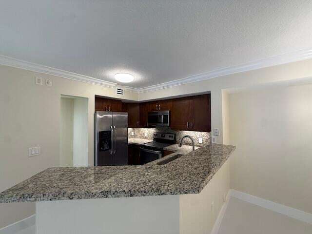 Building Photo - 4280 San Marino Blvd