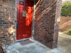 Building Photo - 18240 Midway Rd