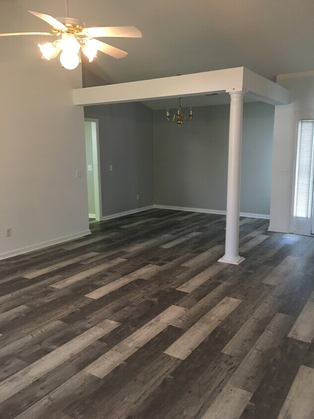 Foto principal - 1701 Seaweed Ct