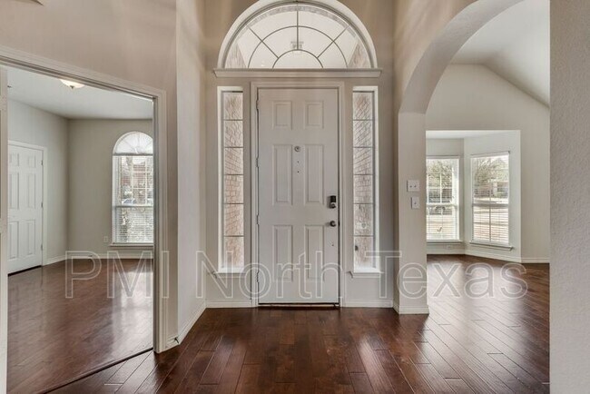 Building Photo - 13850 Dutch Hollow Dr
