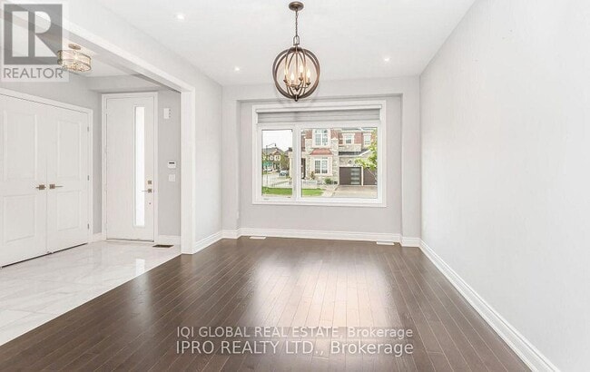 Building Photo - 25 Nightjar Dr