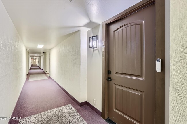 Building Photo - 7930 E Camelback Rd