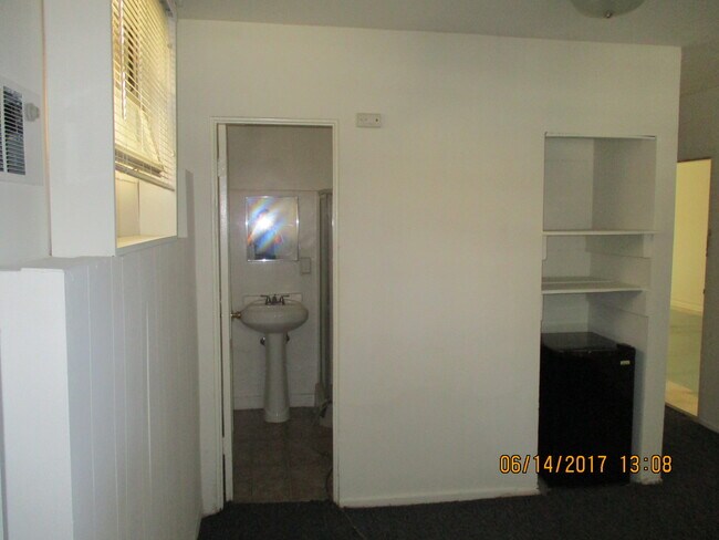 Foto del edificio - 530 Glenrock Ave