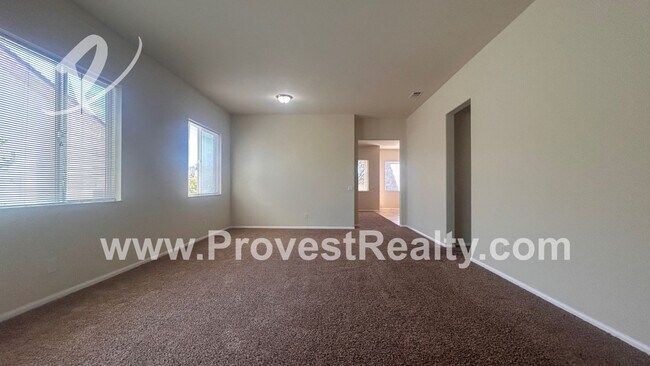 Foto del edificio - 5 Bed, 4 Bath Apple Valley Home In a Gated...