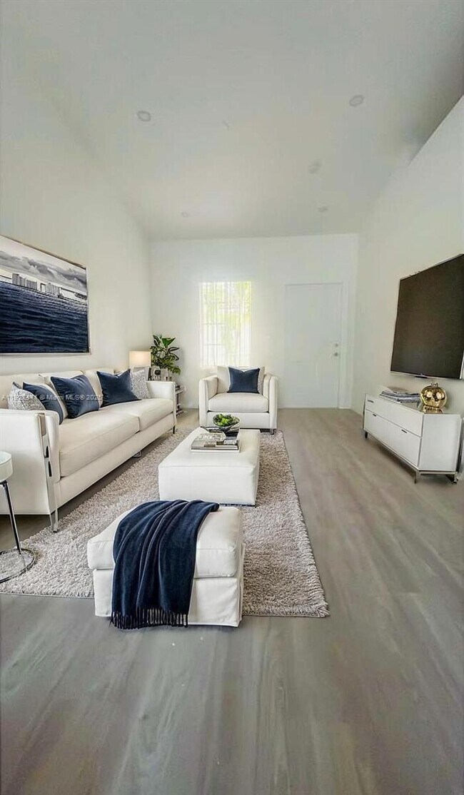 Building Photo - 6972 NW 179th St