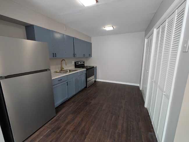 Foto del edificio - 110 Cromwell Pl