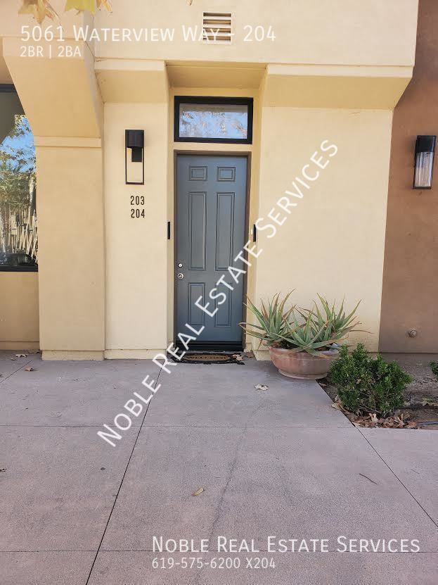 Foto del edificio - 5061 Waterview Way