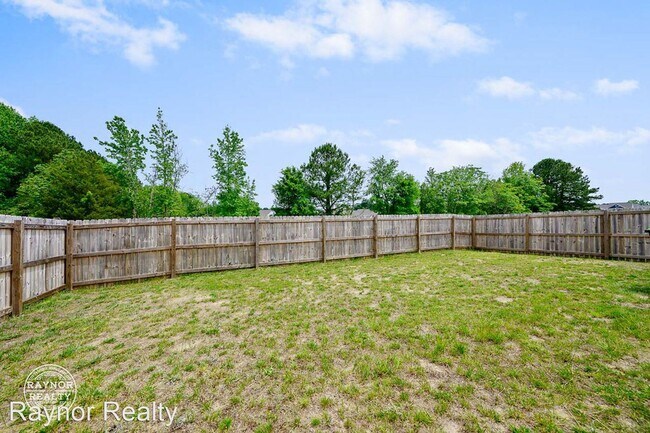 Building Photo - 3 br, 2 bath House - 764 Frosty Way