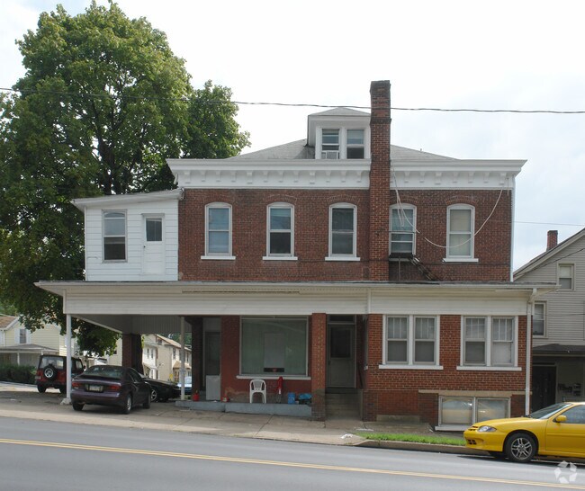402 W Main St Bloomsburg, PA 17815 Rentals Bloomsburg, PA