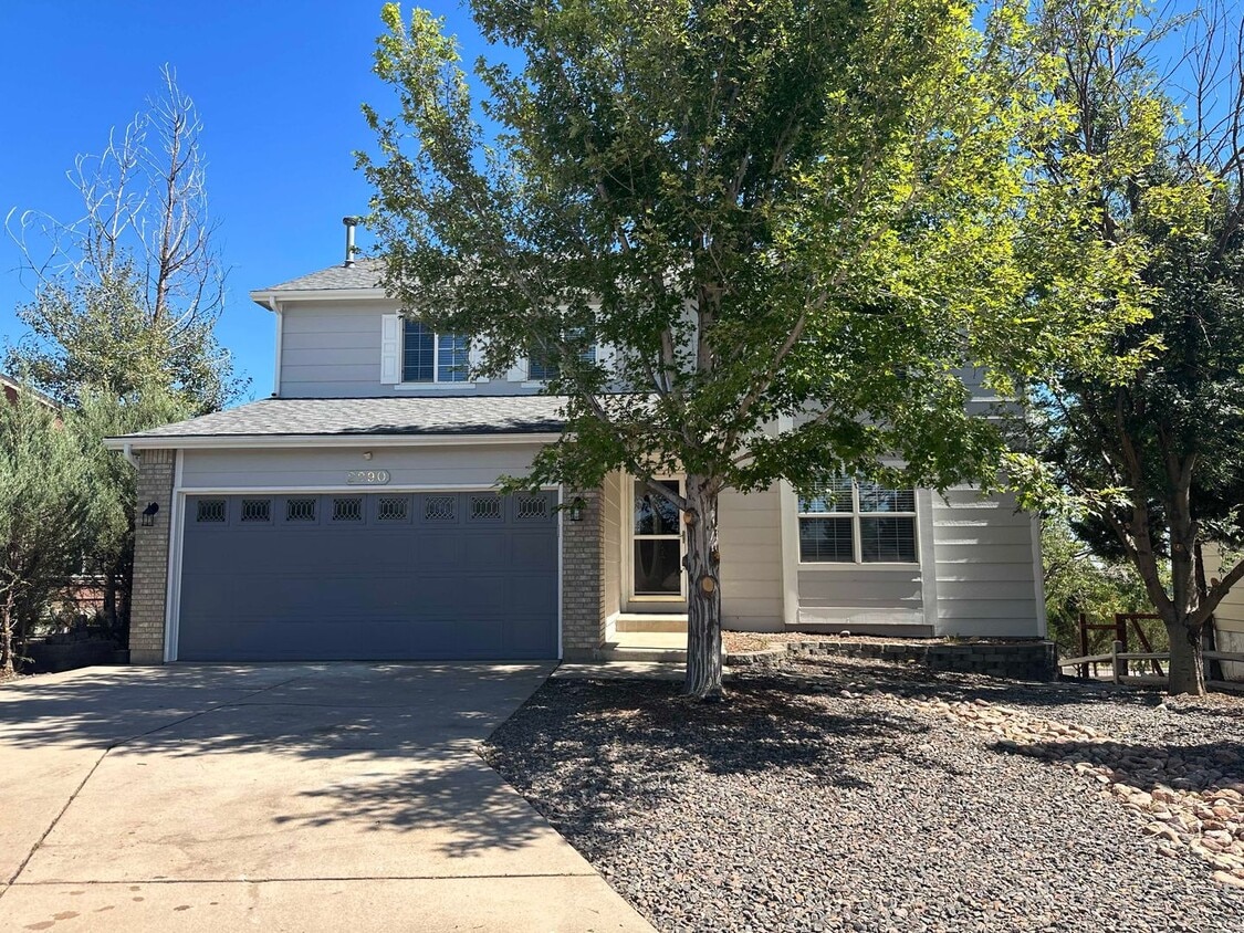 Primary Photo - 5 Bedroom In Constitution Hills
