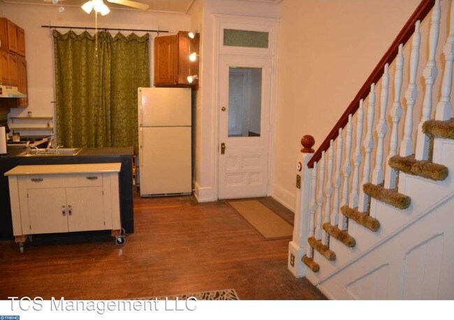 Foto del edificio - 2723 W Montgomery Ave