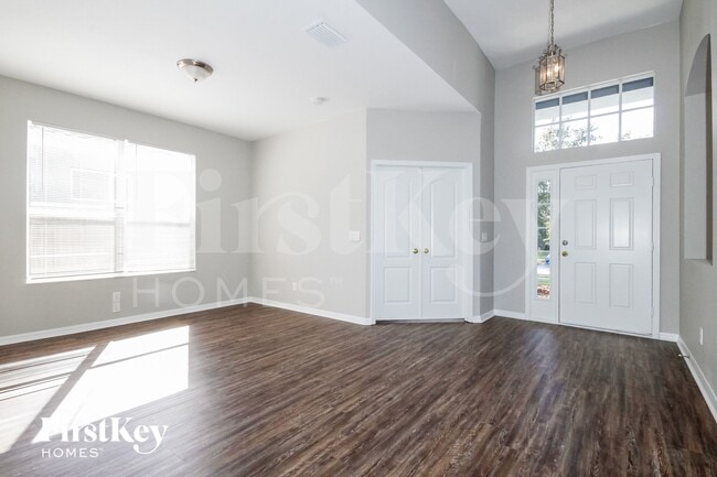 Building Photo - 8719 Sandy Plains Dr