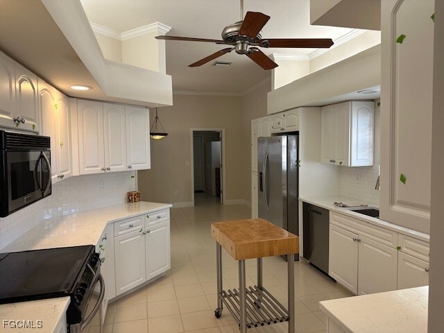 Building Photo - 8676 Franchi Blvd