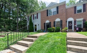 Building Photo - 41 Seneca Dr