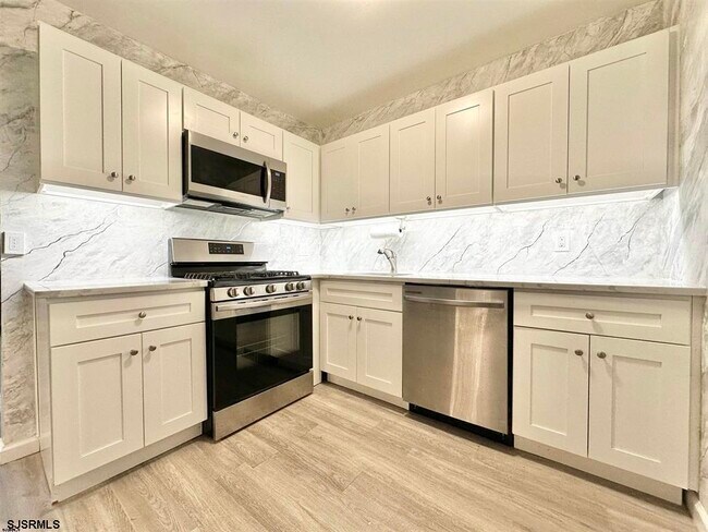 Foto del edificio - 4901 Harbor Beach Blvd