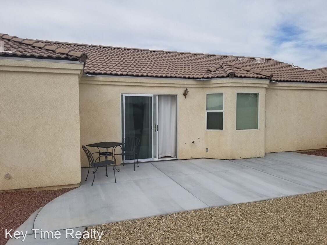 Building Photo - 3 br, 2 bath House - 2086 E. Jamie Road