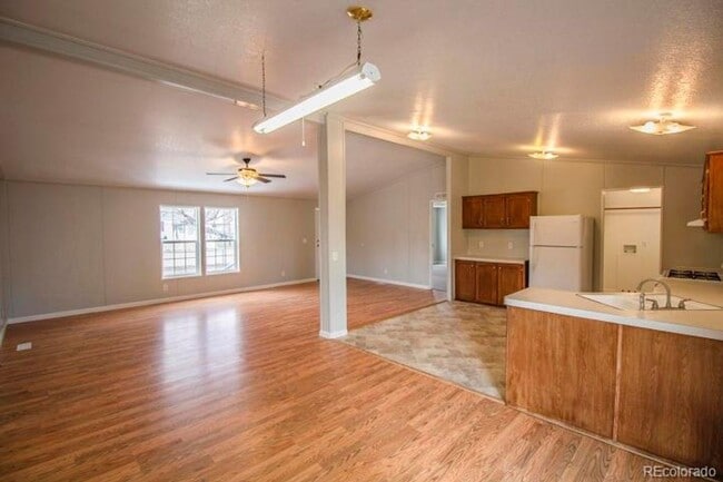 Building Photo - 3 bedroom 2 bath home with 1539 square feet!