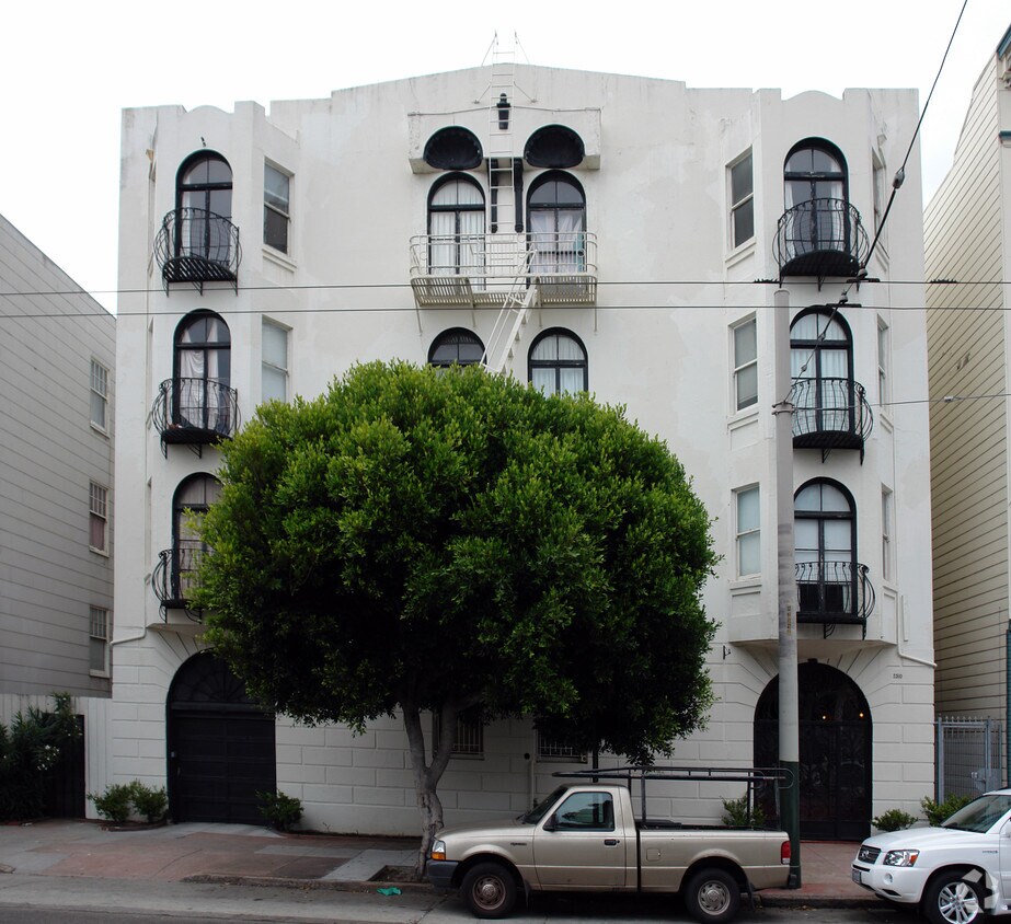 Building Photo - 2510 Van Ness Ave