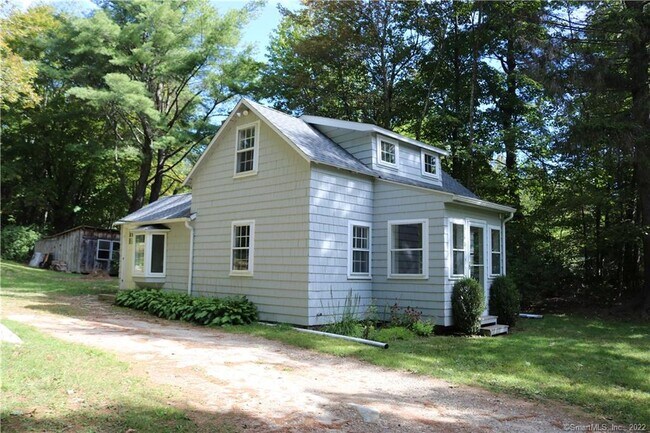 Building Photo - 153 Torrington Rd