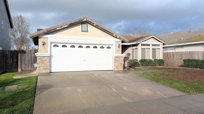 Building Photo - Very cute Single Story Single Family in Elk Grove