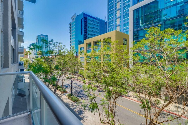 Foto del edificio - 253 Tenth Ave