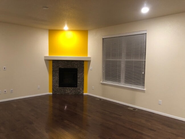 Foto del edificio - 5412 E 140th Pl