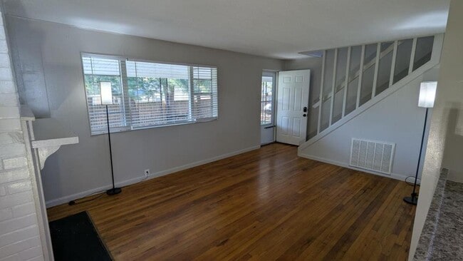 Foto del edificio - 226 W Tennessee Ave