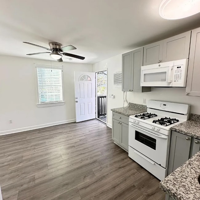 Photo - 2515 Erato St (New Orleans, LA) Apartment