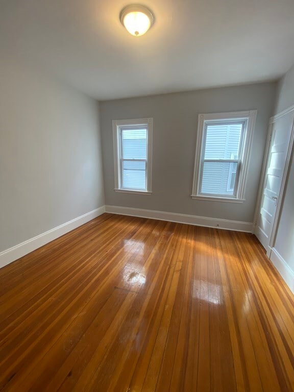 Building Photo - 41 S Munroe Terrace