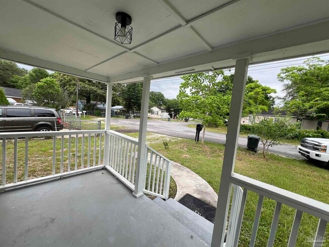 Building Photo - 45 W Carver Dr