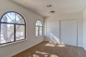 Building Photo - 7640 S Spencer St
